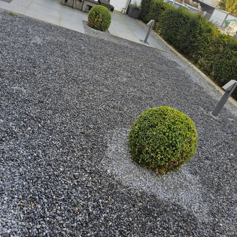 Gestreute Wege – sicher bei Eis